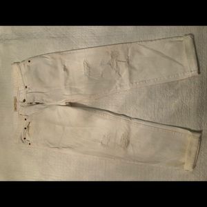 Gap white relaxed boyfriend jeans size 28